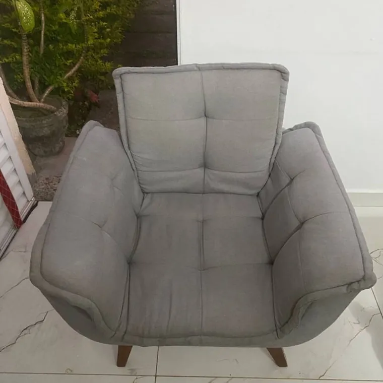 A mesma poltrona depois da limpeza da Xclean90
